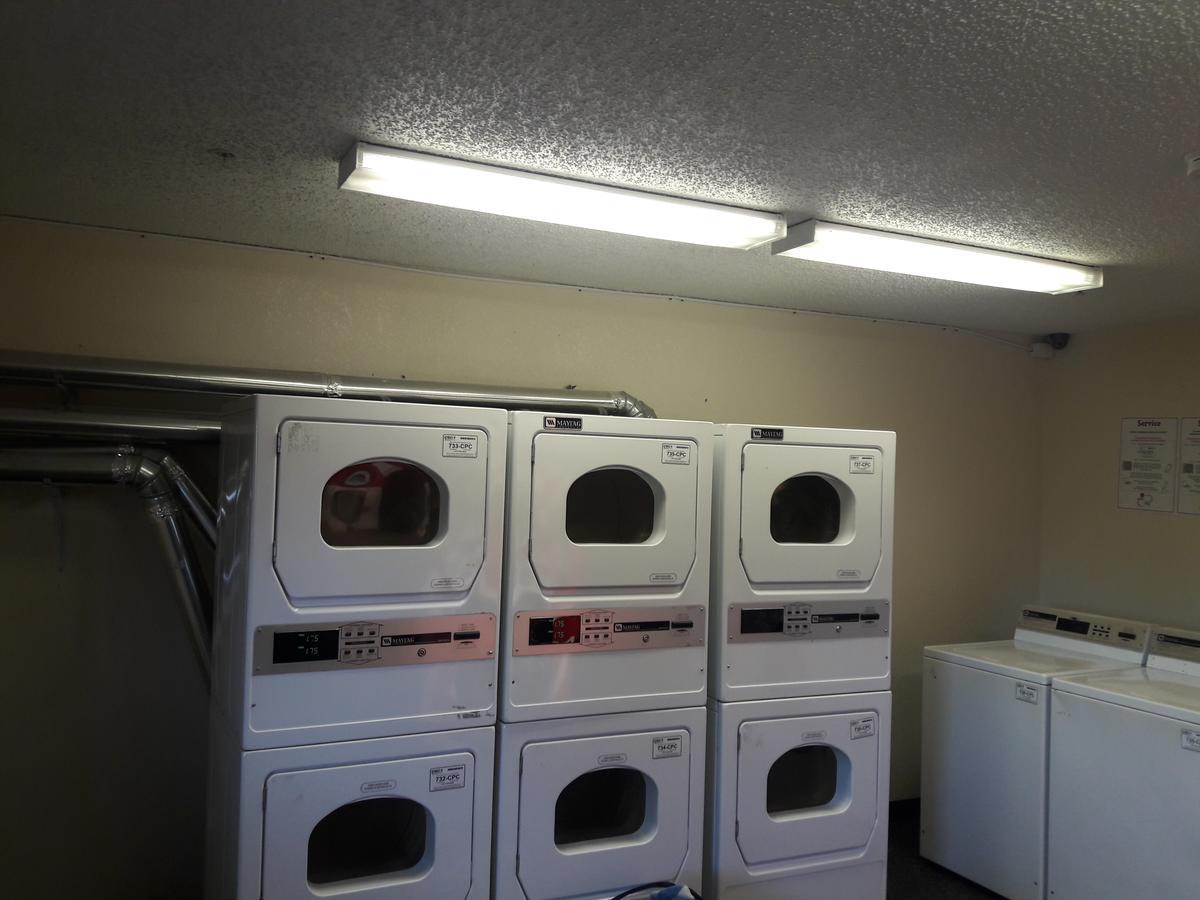Intown Suites Extended Stay San Antonio Tx - Nacogdoches Road Bagian luar foto